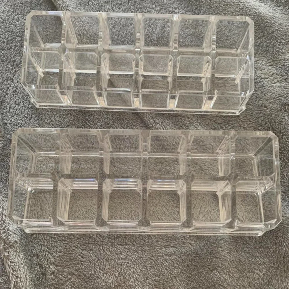 Lipstick Organizers!